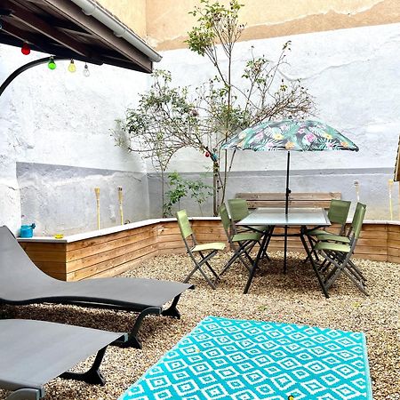 Le Petit Jardinet De Tarare Leilighet Eksteriør bilde